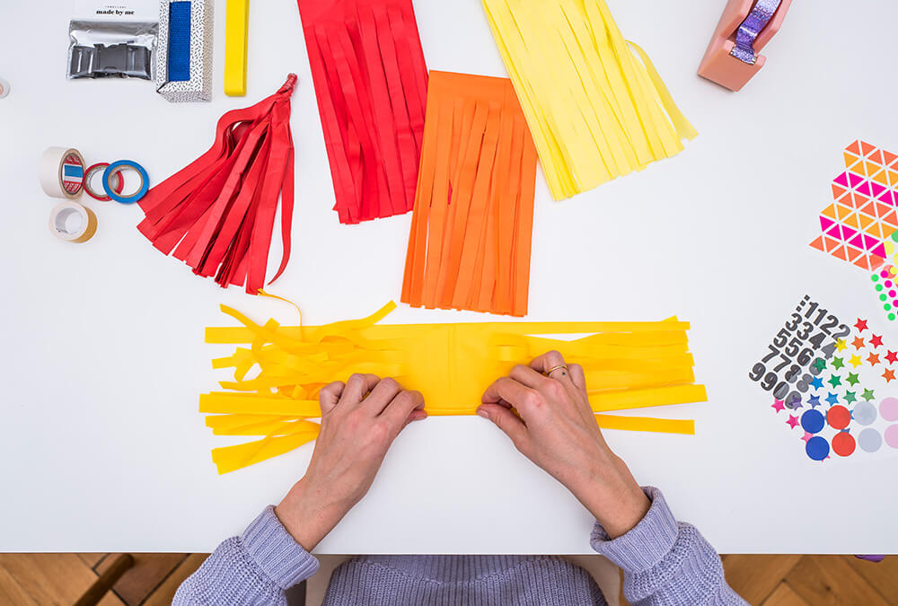 ¡Haz un motor de cohete para un disfraz de astronauta! ¡Haz un motor de cohete para un disfraz de astronauta!