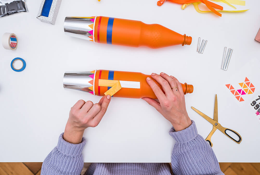 ¡Haz un motor de cohete para un disfraz de astronauta! ¡Haz un motor de cohete para un disfraz de astronauta!