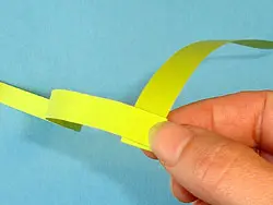 Dobla la pequeña serpiente