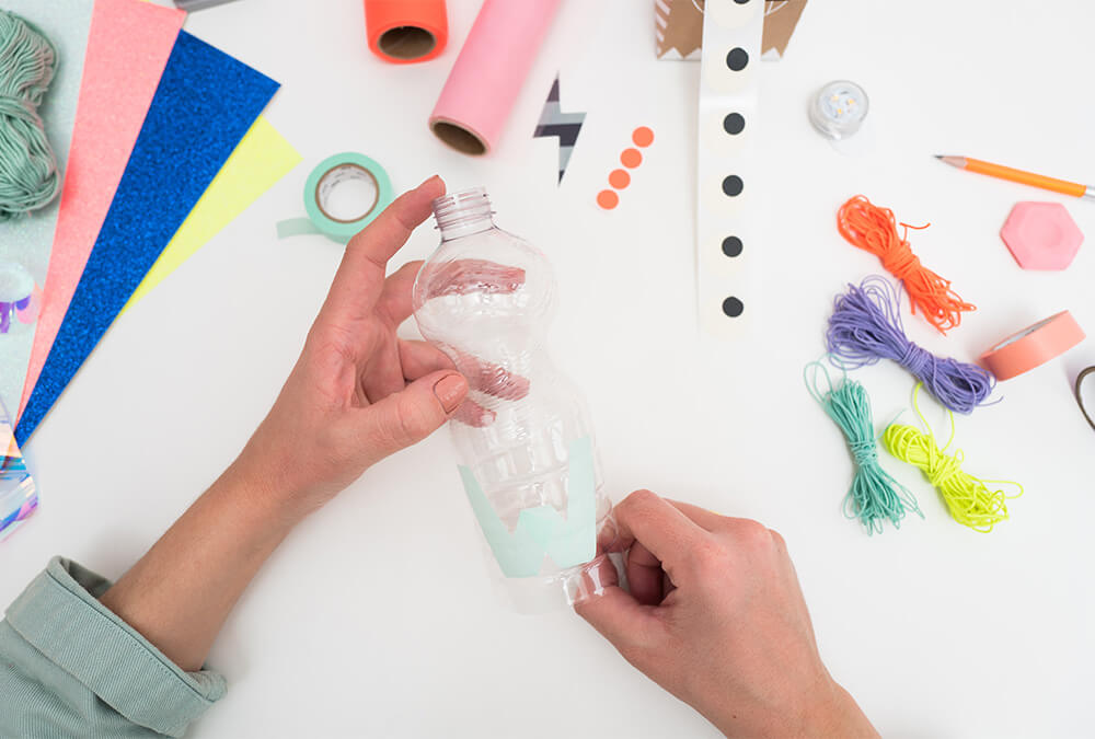 ¡GUAU, GUAU! Haz linternas de superhéroes brillantes