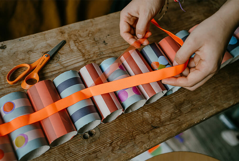 Upcycling X-Mas: haz calendarios de adviento con rollos de papel higiénico Upcycling X-Mas: haz calendarios de adviento con rollos de papel higiénico