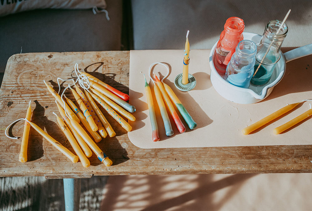 Hacer velas con niños: ¡Así de divertido es! Hacer velas con niños: ¡Así de divertido es!