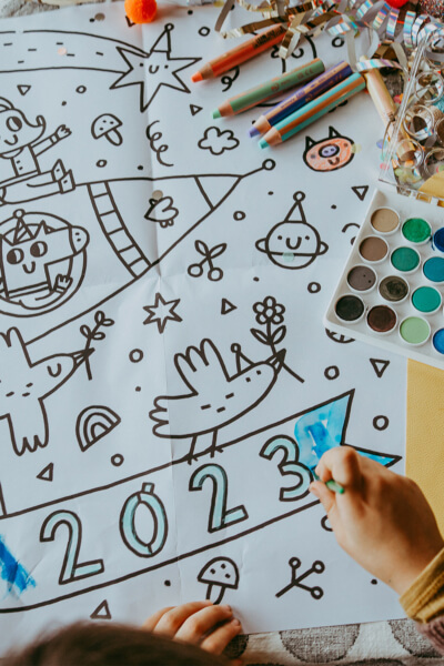 Mundos de pintura infinitos: nuestra pintura de colores espaciales ha llegado Mundos de pintura infinitos: nuestra pintura de colores espaciales ha llegado