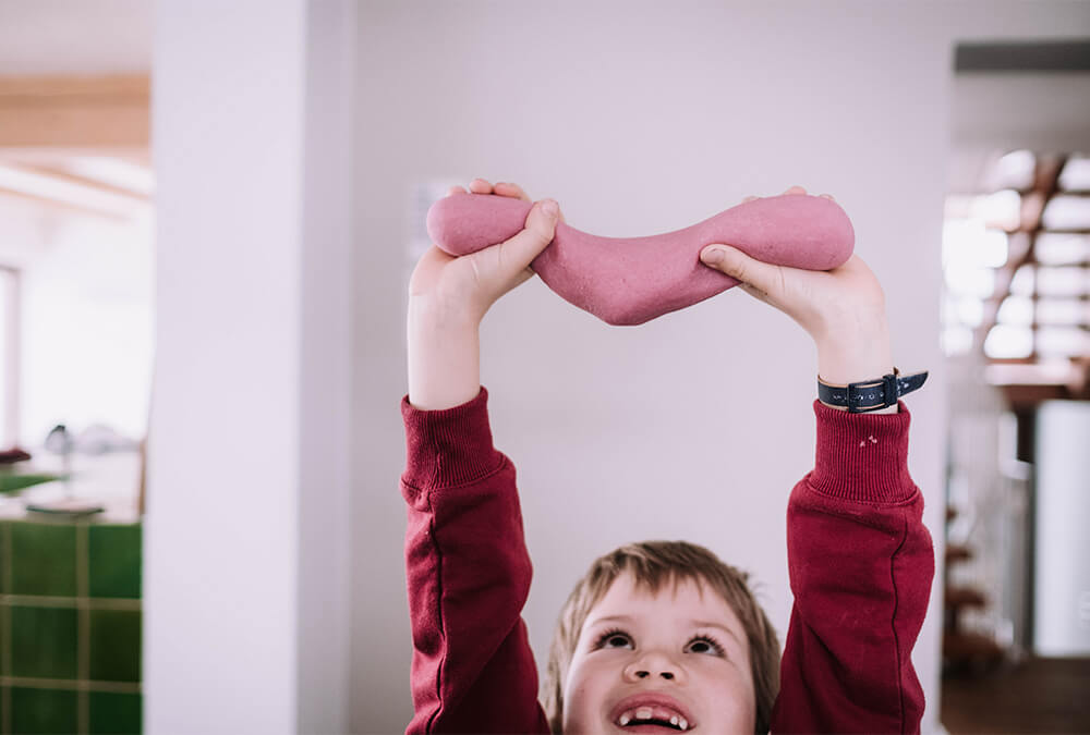 ¡Haz tu propia masa con un divertido truco de gelatina! ¡Haz tu propia masa con un divertido truco de gelatina!