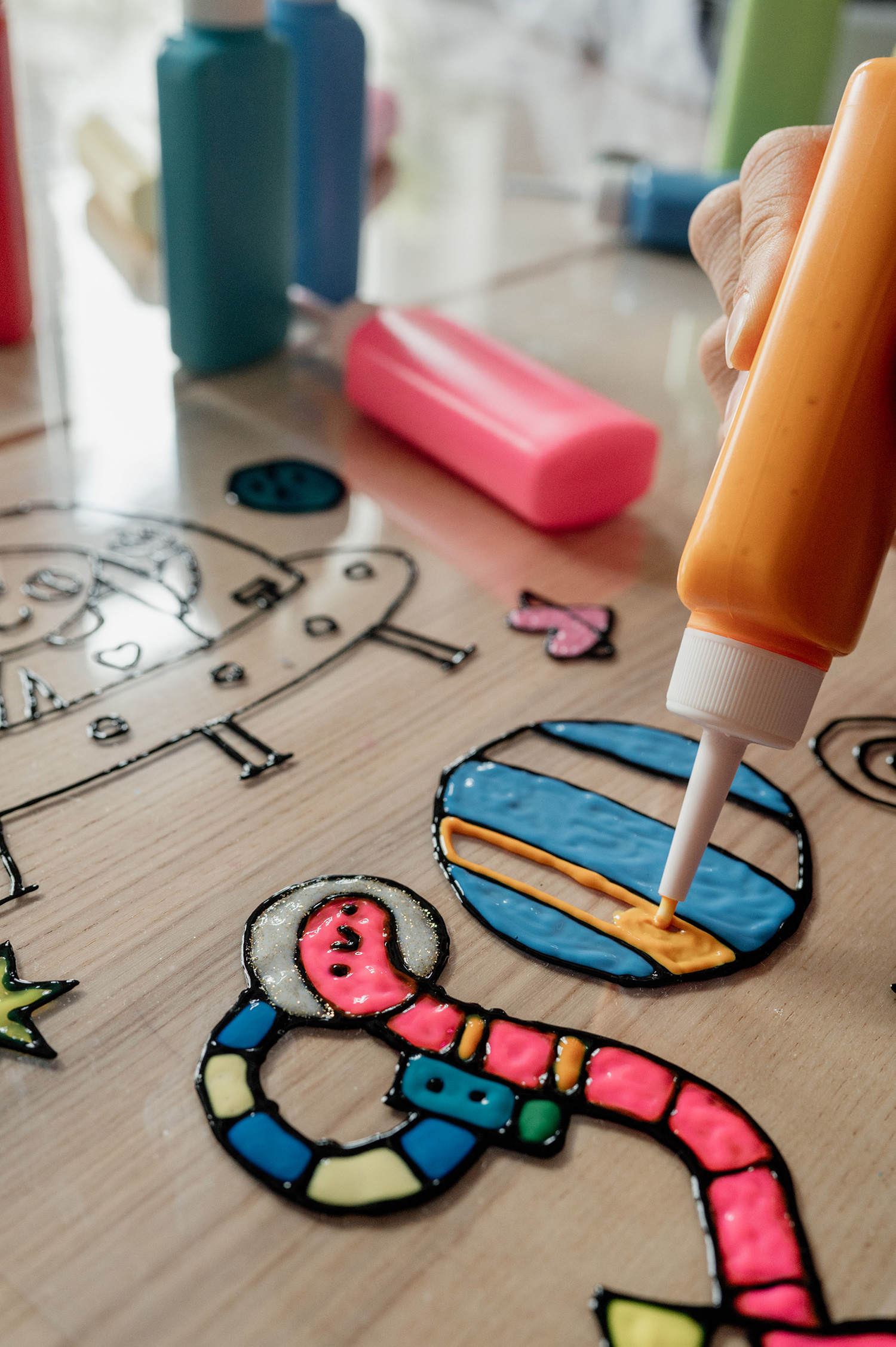 ¡Galácticamente bueno! Así es como se diseñan imágenes de ventanas con Window Color ¡Galácticamente bueno! Así es como se diseñan imágenes de ventanas con Window Color