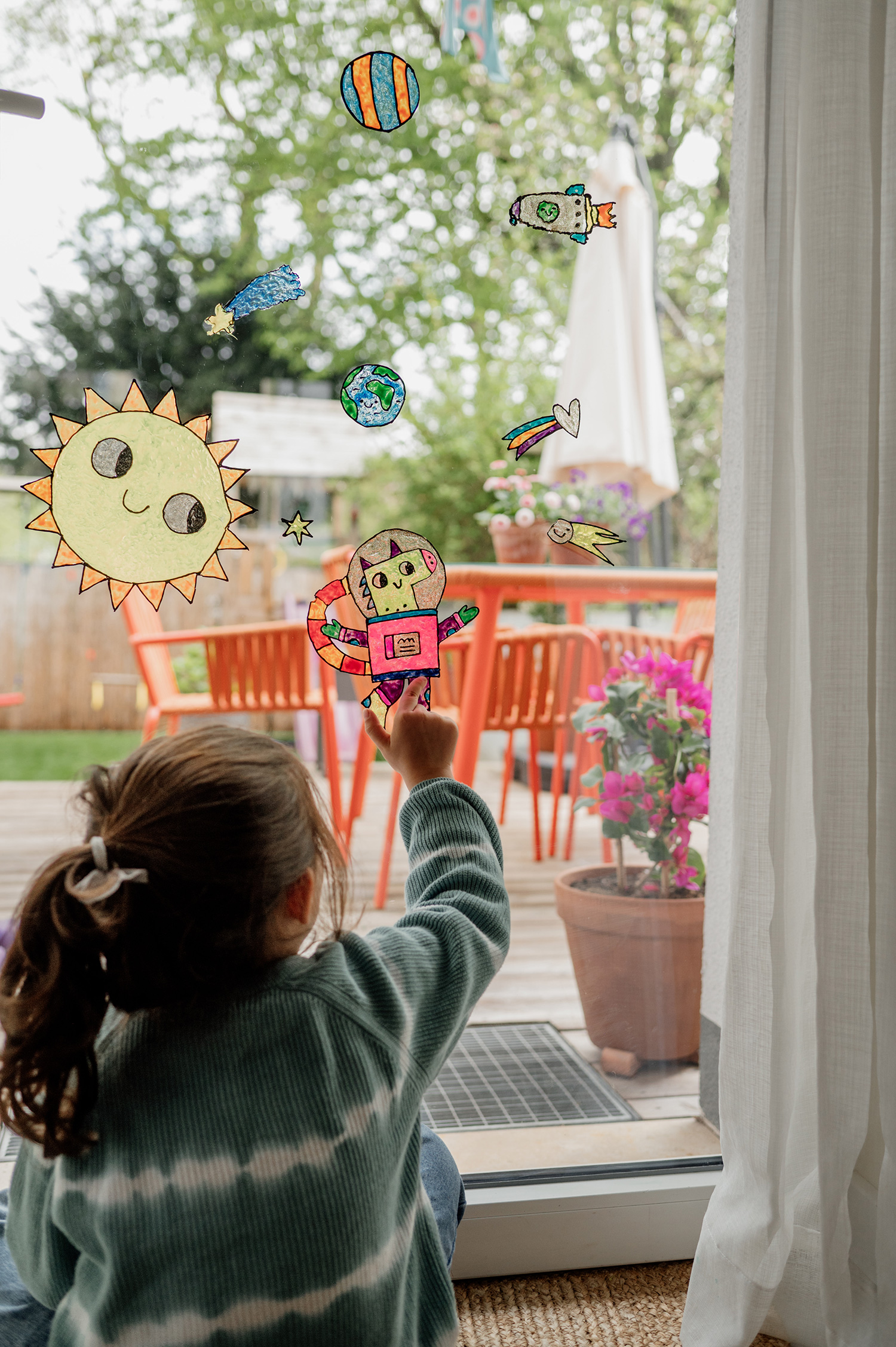 ¡Galácticamente bueno! Así es como se diseñan imágenes de ventanas con Window Color ¡Galácticamente bueno! Así es como se diseñan imágenes de ventanas con Window Color