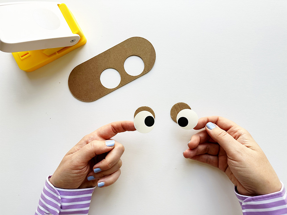 No da nada de miedo: haz una linterna monstruosa y ligera No da nada de miedo: haz una linterna monstruosa y ligera