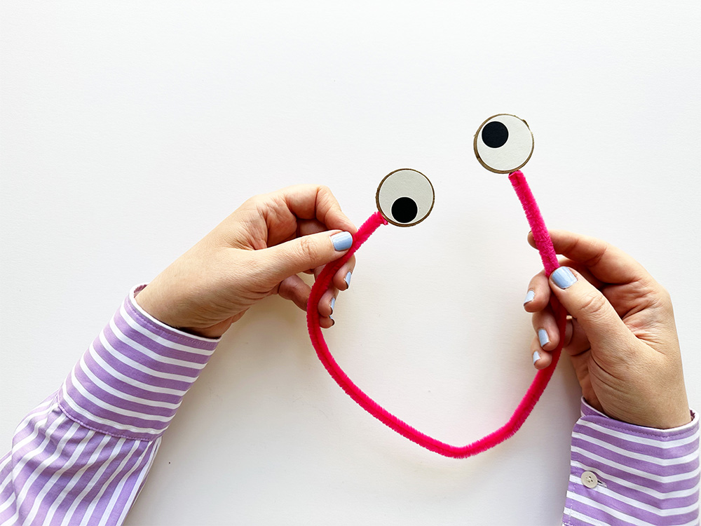 No da nada de miedo: haz una linterna monstruosa y ligera No da nada de miedo: haz una linterna monstruosa y ligera