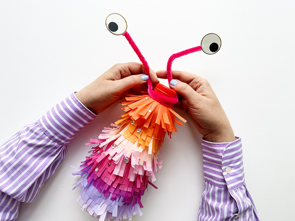 No da nada de miedo: haz una linterna monstruosa y ligera No da nada de miedo: haz una linterna monstruosa y ligera