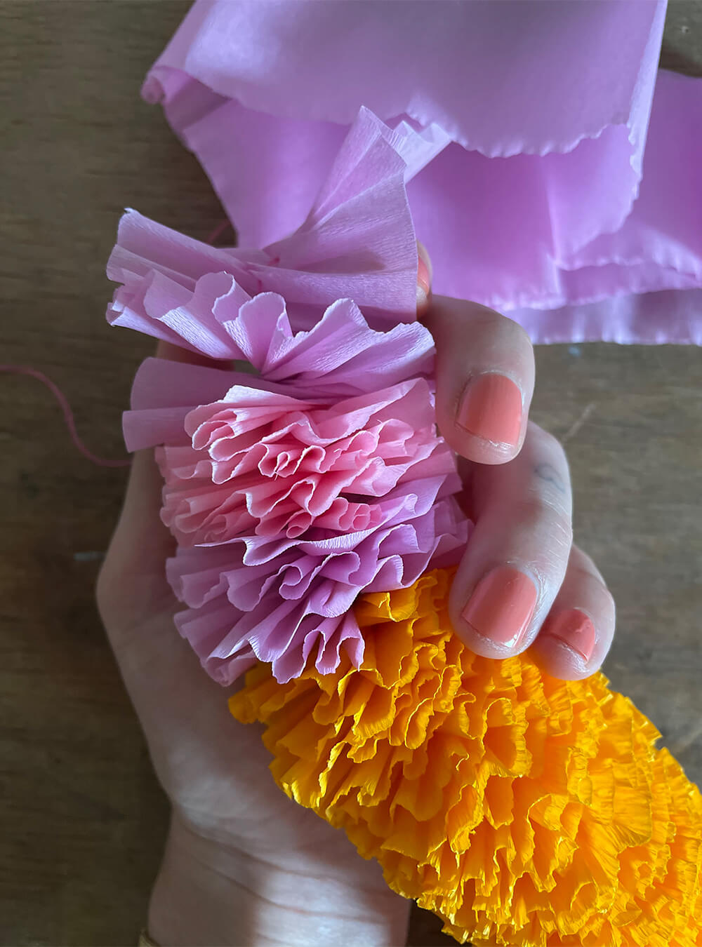 Decoración DÍA DE LOS MUERTOS: Cómo hacer una guirnalda de caléndulas de papel