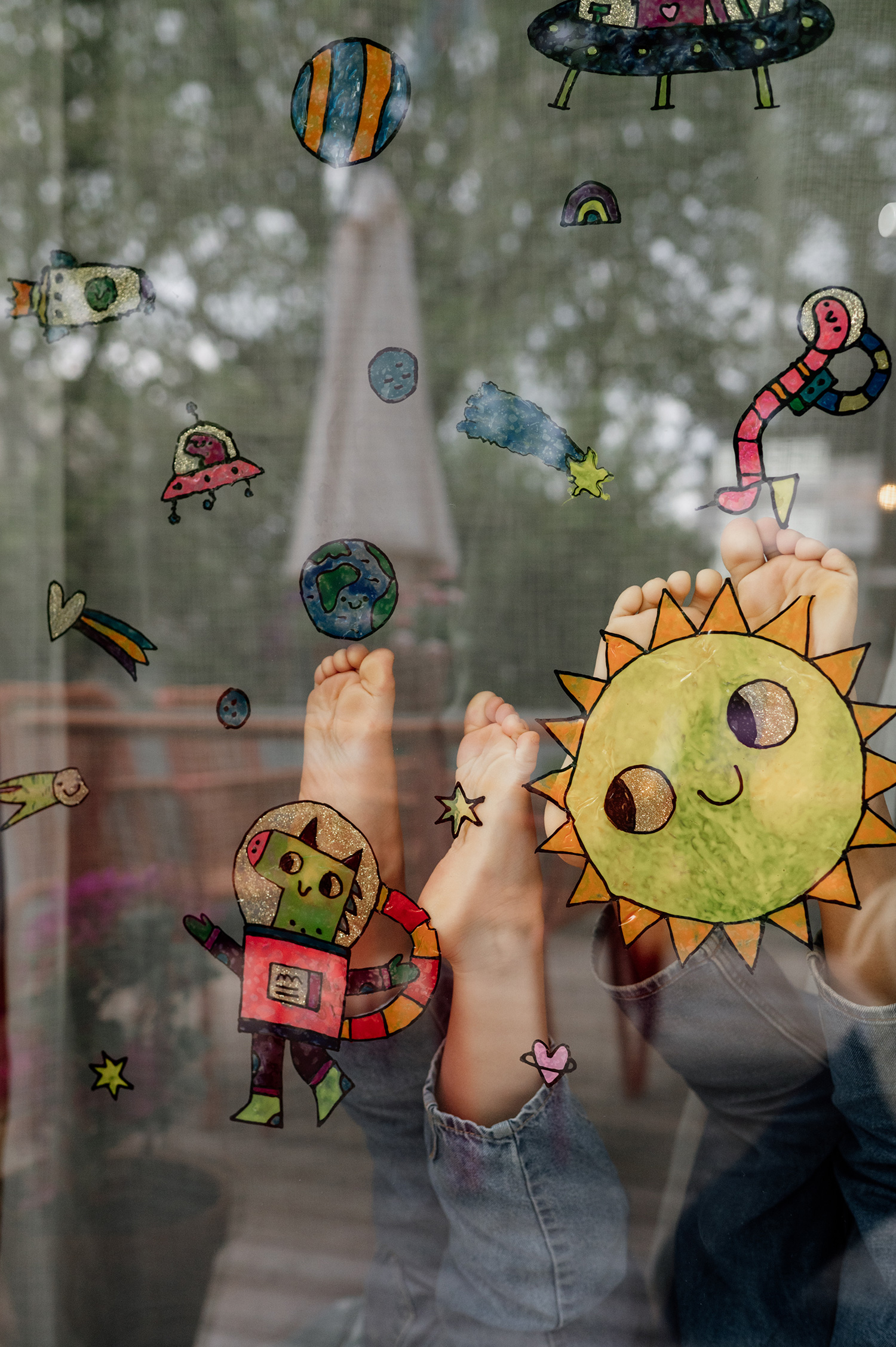 ¡Galácticamente bueno! Así es como se diseñan imágenes de ventanas con Window Color ¡Galácticamente bueno! Así es como se diseñan imágenes de ventanas con Window Color